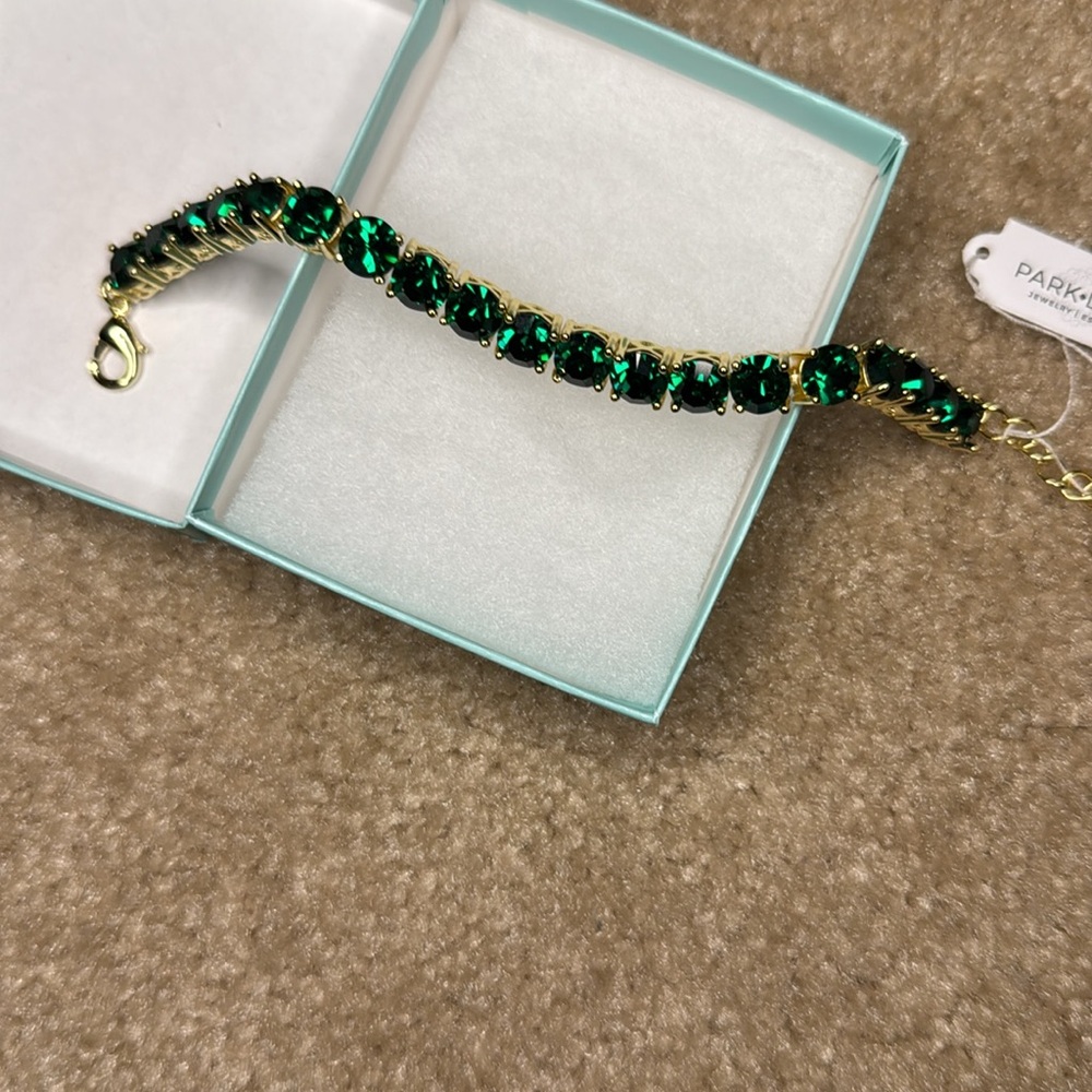 Park Lane Emerald Impression Green Crystals Tennis Bracelet, NEW, Stunning